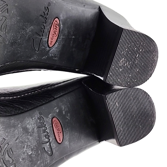 Clarks Artisan Passion Black Leather Double Strap Mary Jane Pump Heel Size 8M - Picture 16 of 16